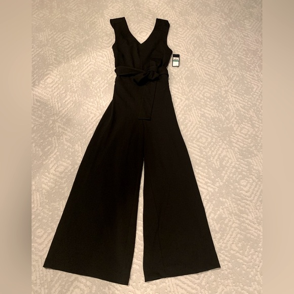 Ladies Dressy Black Jumpsuit NWT - Picture 1 of 5